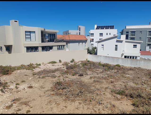 595M² VACANT LAND FOR SALE IN CALYPSO BEACH